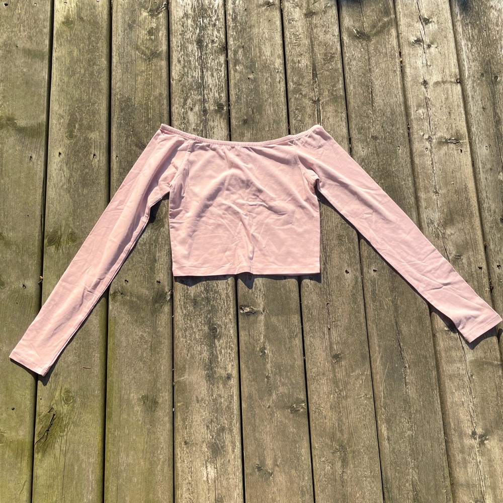 Off the shoulder pink active wear crop top